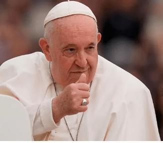 El Papa: “Ser homosexual no es ningún delito”